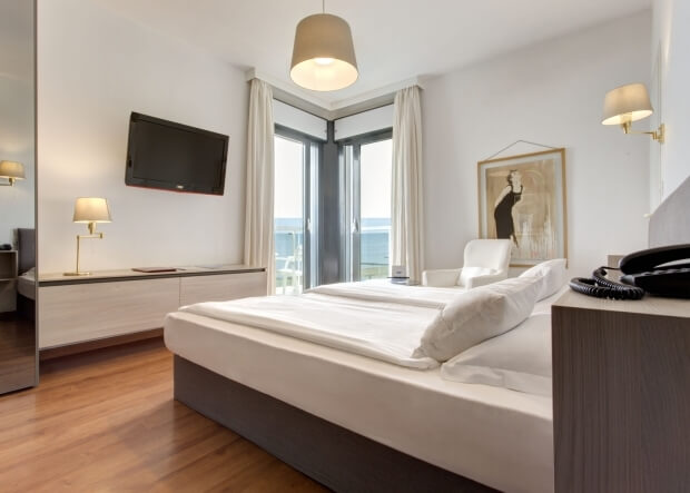 Camera doppia panoramica frontemare al quinto piano